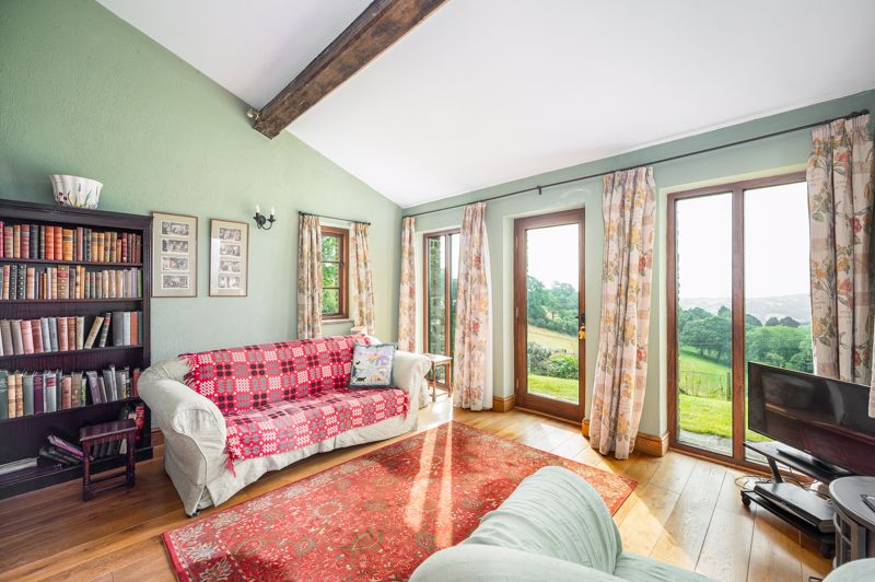 Garden Room- click for photo gallery